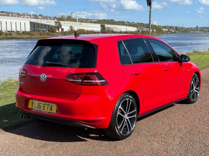 2025 Volkswagen Golf