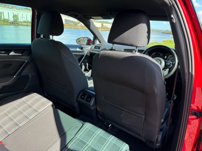 2025 Volkswagen Golf
