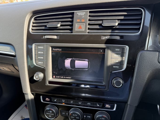 2025 Volkswagen Golf