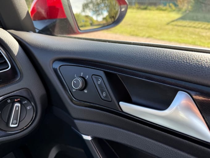 2025 Volkswagen Golf