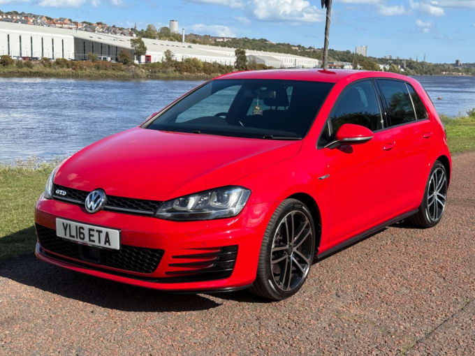 2025 Volkswagen Golf