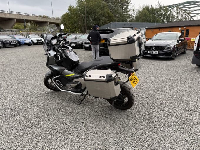 2025 Honda X-adv