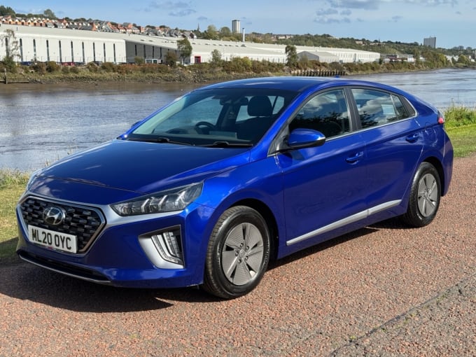 2025 Hyundai Ioniq