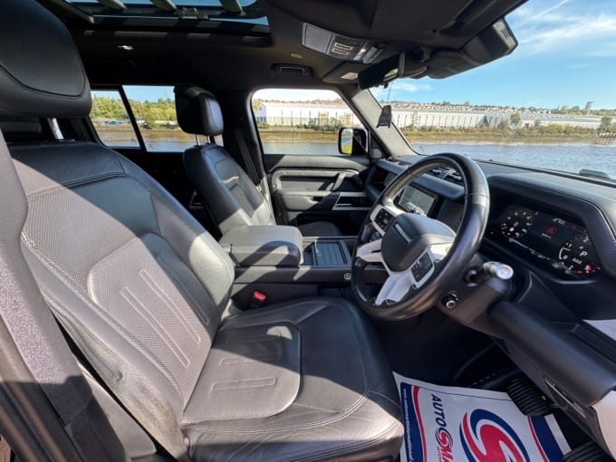 2025 Land Rover Defender