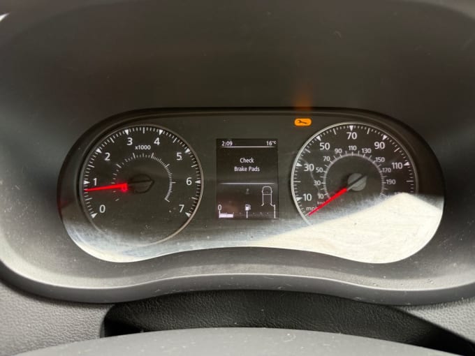 2025 Renault Master