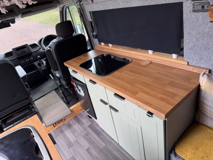 2025 Renault Master