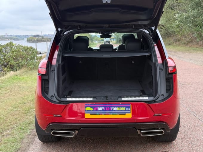 2025 Land Rover Range Rover Sport