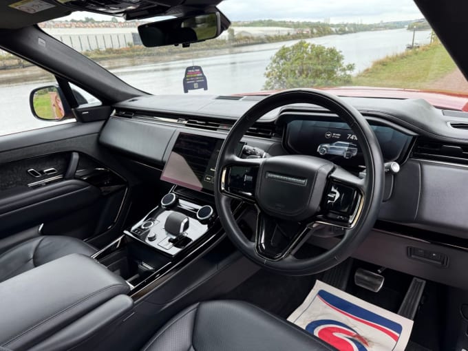 2025 Land Rover Range Rover Sport