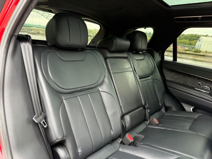 2025 Land Rover Range Rover Sport