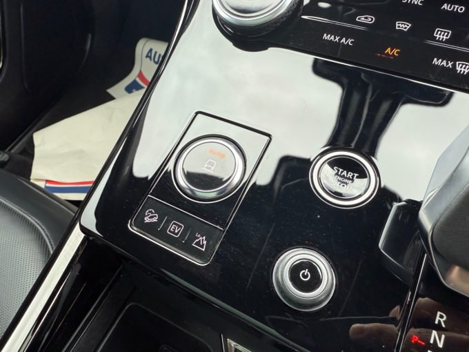 2025 Land Rover Range Rover Sport