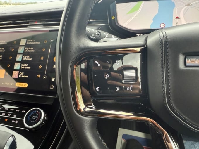 2025 Land Rover Range Rover Sport