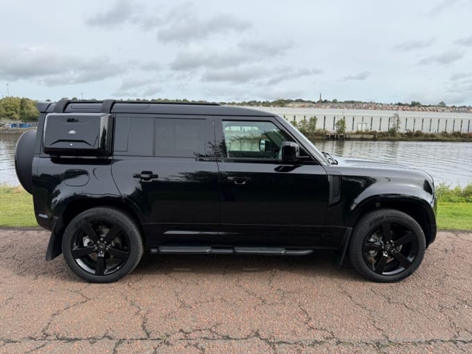 2025 Land Rover Defender