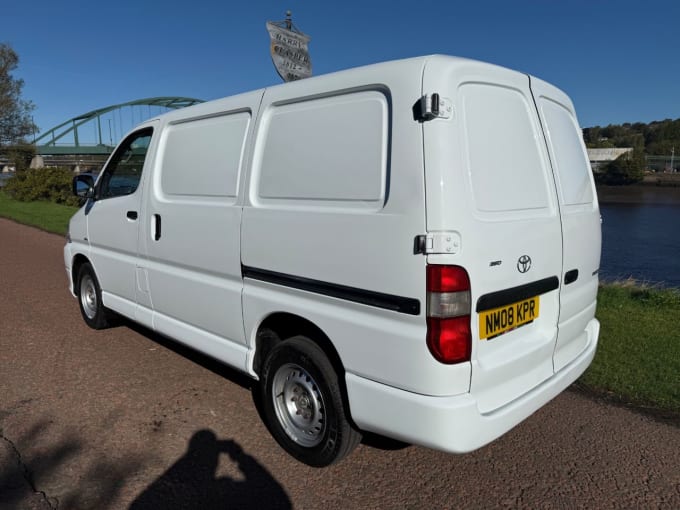 2008 Toyota Hi-ace