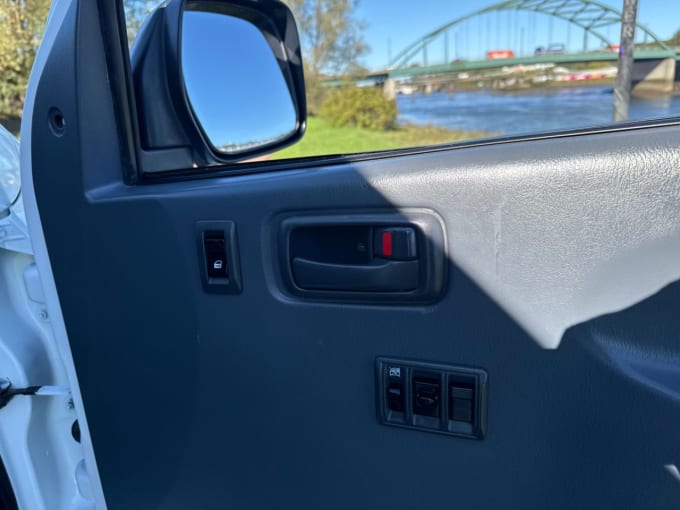 2008 Toyota Hi-ace