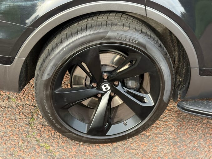 2024 Bentley Bentayga