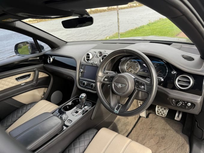 2024 Bentley Bentayga