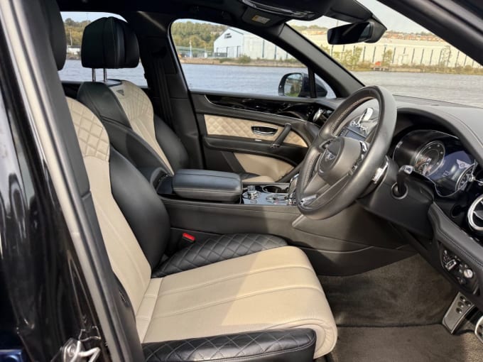 2024 Bentley Bentayga