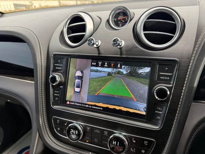 2024 Bentley Bentayga