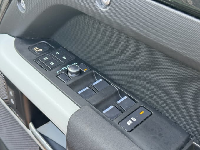 2021 Land Rover Defender