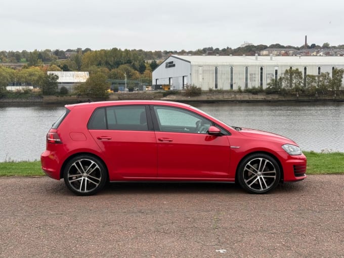 2016 Volkswagen Golf