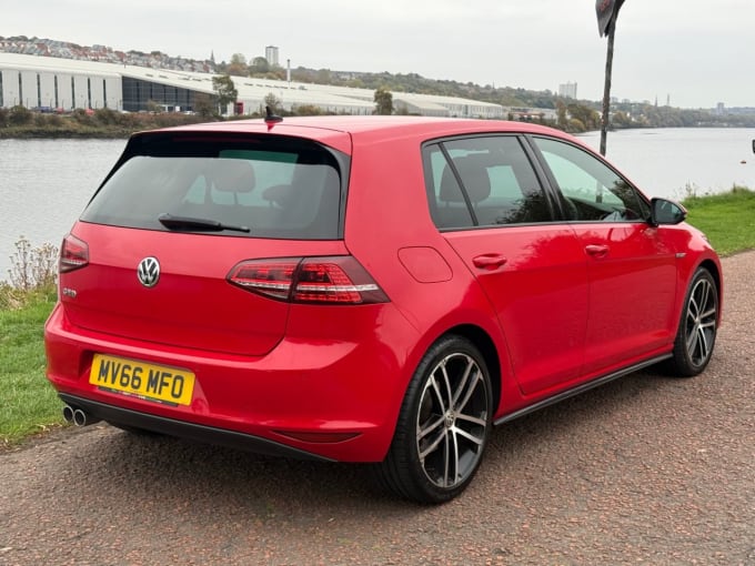 2016 Volkswagen Golf