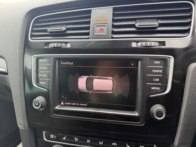 2016 Volkswagen Golf