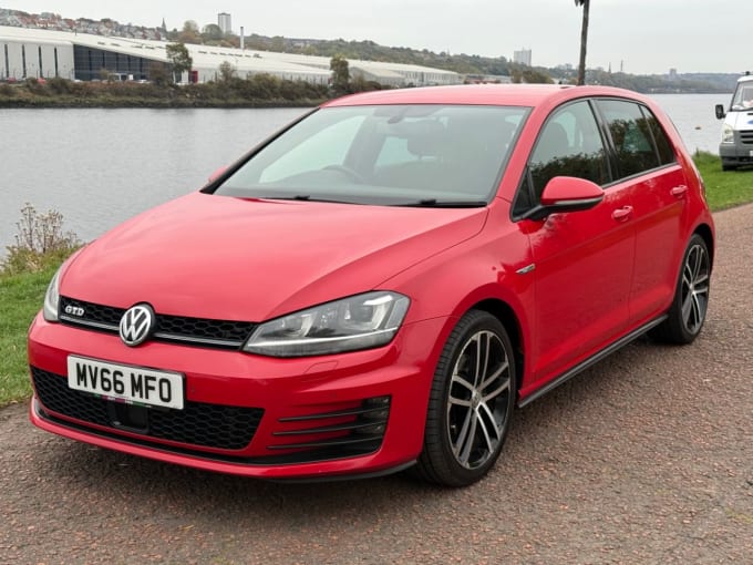 2016 Volkswagen Golf