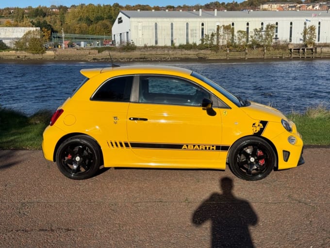 2016 Abarth 595