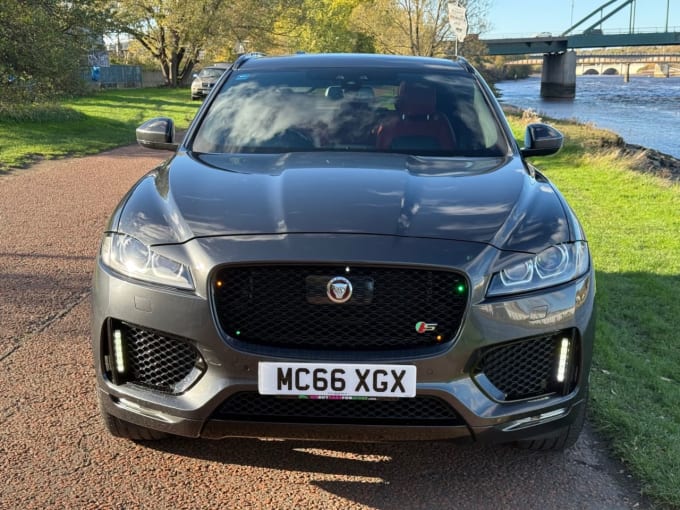 2016 Jaguar F-pace