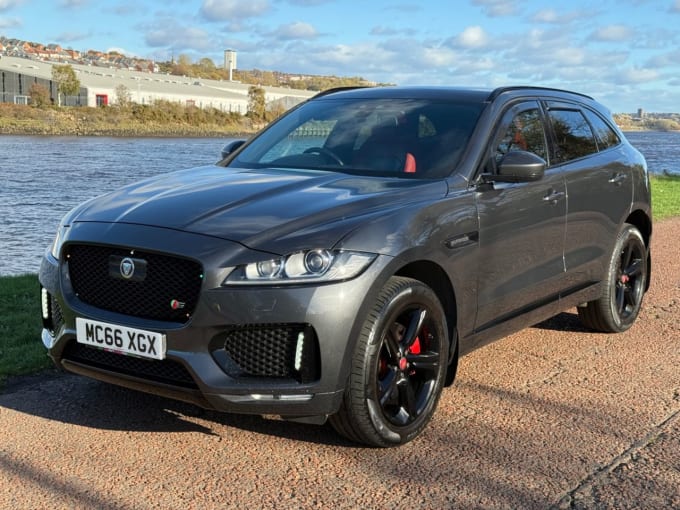 2016 Jaguar F-pace