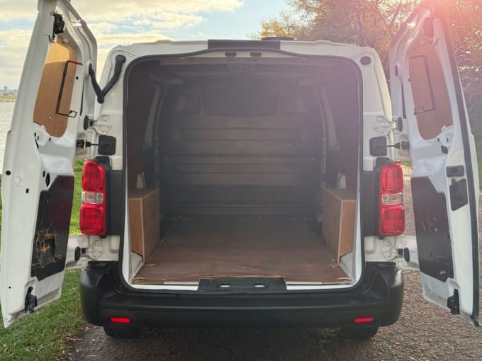 2021 Vauxhall Vivaro