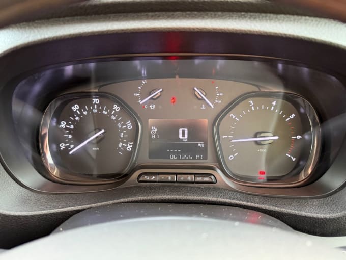 2021 Vauxhall Vivaro