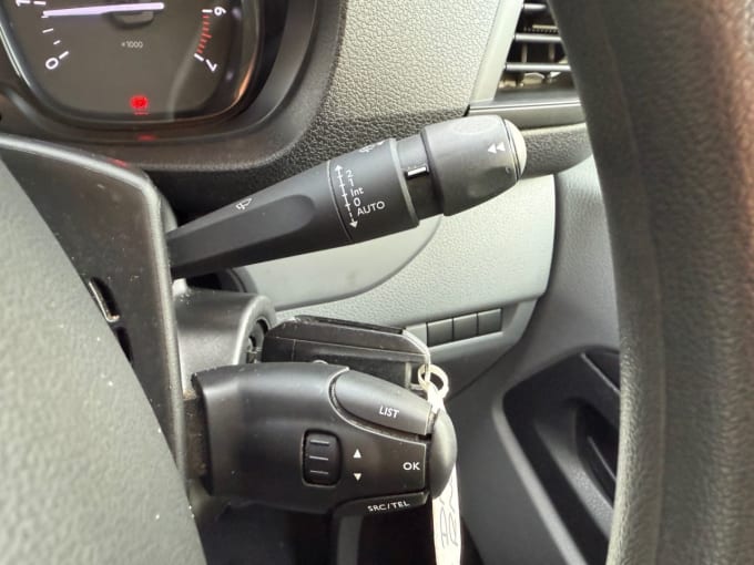 2021 Vauxhall Vivaro