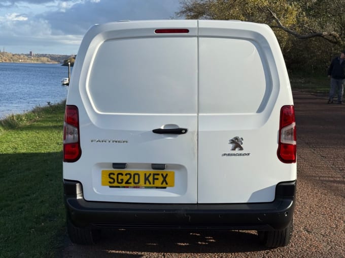 2020 Peugeot Partner