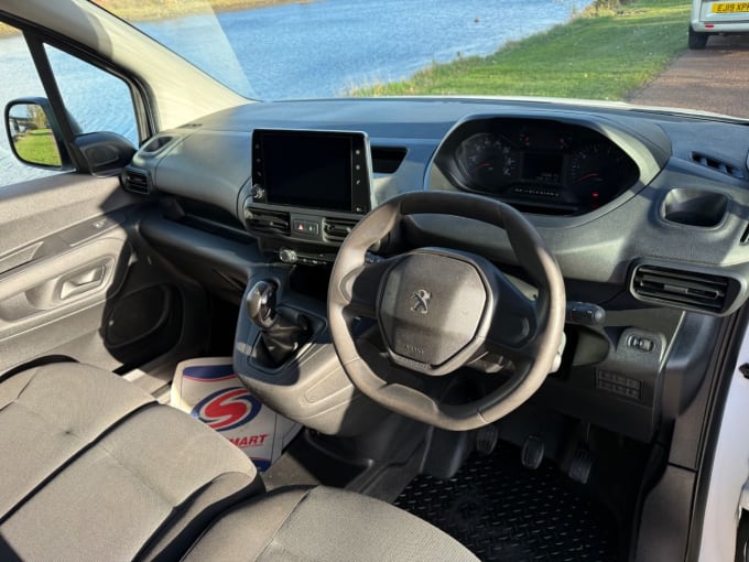 2020 Peugeot Partner