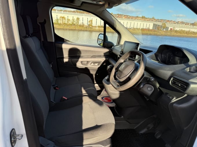 2020 Peugeot Partner