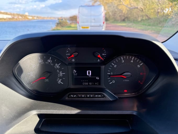 2020 Peugeot Partner