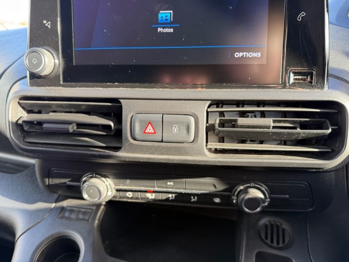 2020 Peugeot Partner