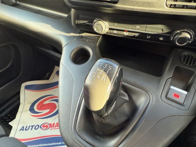 2020 Peugeot Partner