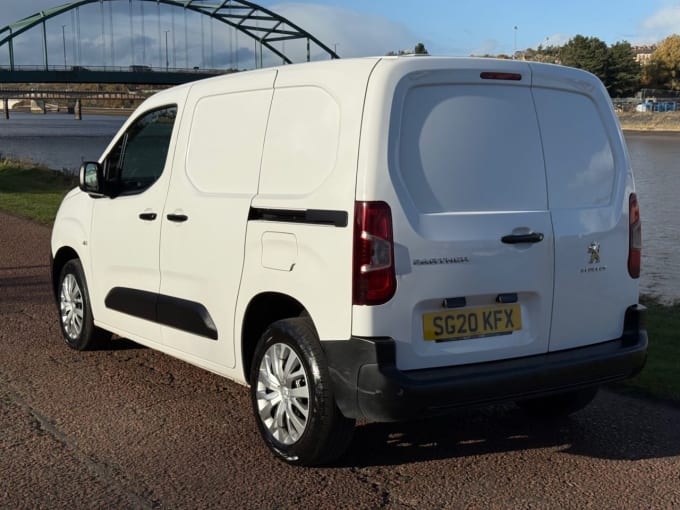 2020 Peugeot Partner