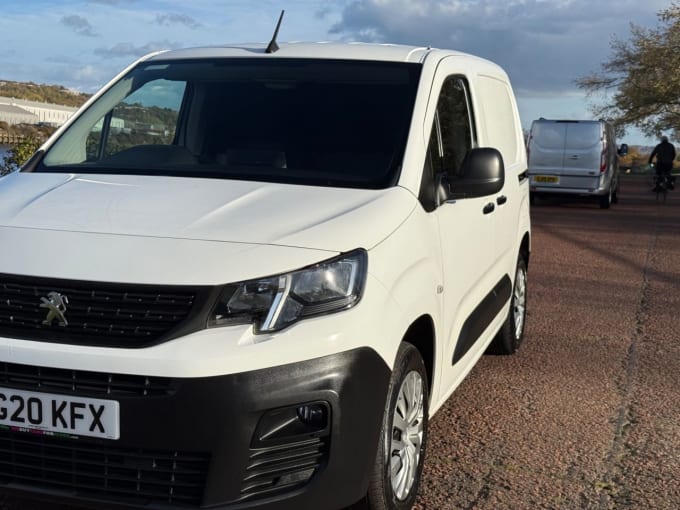 2020 Peugeot Partner