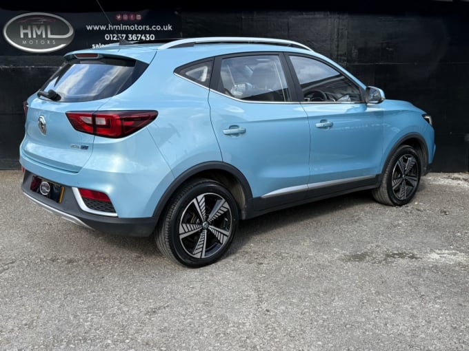 2025 Mg Mg Zs