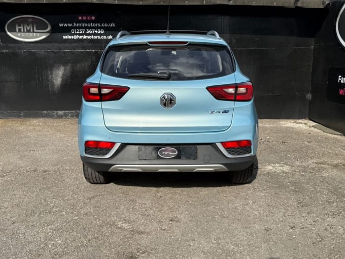 2025 Mg Mg Zs