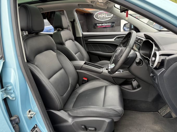 2025 Mg Mg Zs