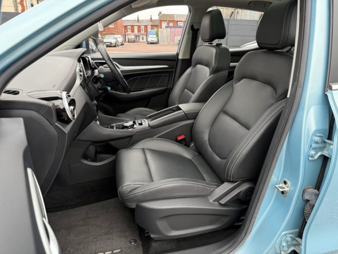 2025 Mg Mg Zs