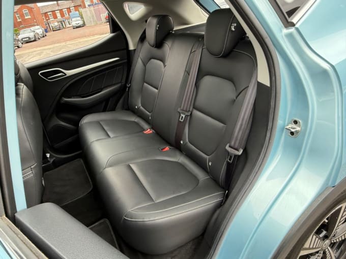 2025 Mg Mg Zs