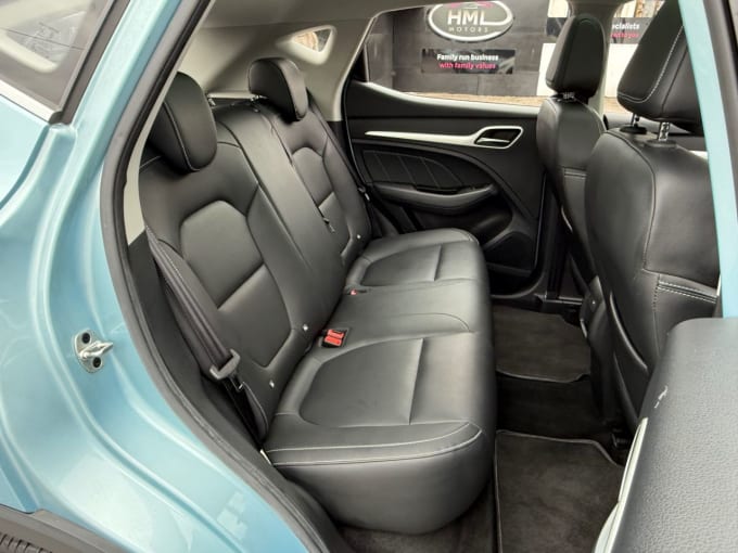 2025 Mg Mg Zs