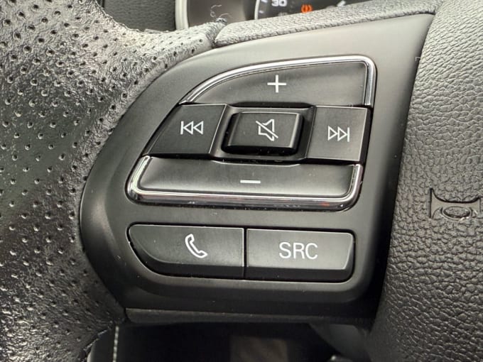 2025 Mg Mg Zs
