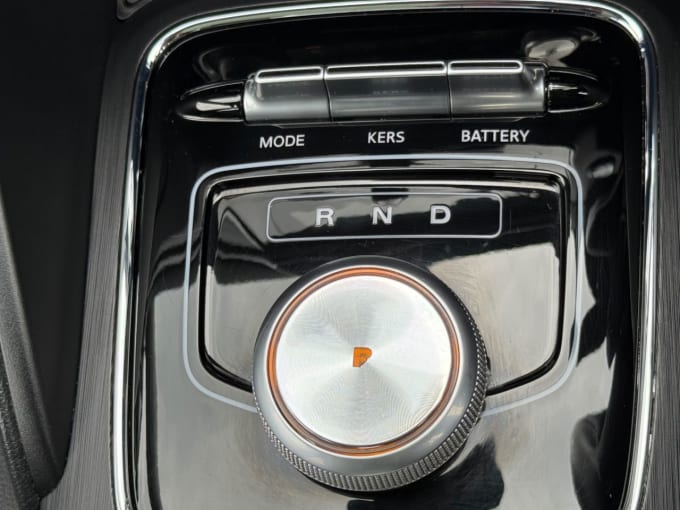 2025 Mg Mg Zs