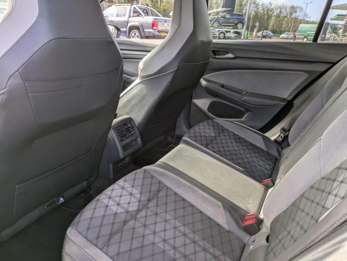 2025 Volkswagen Golf